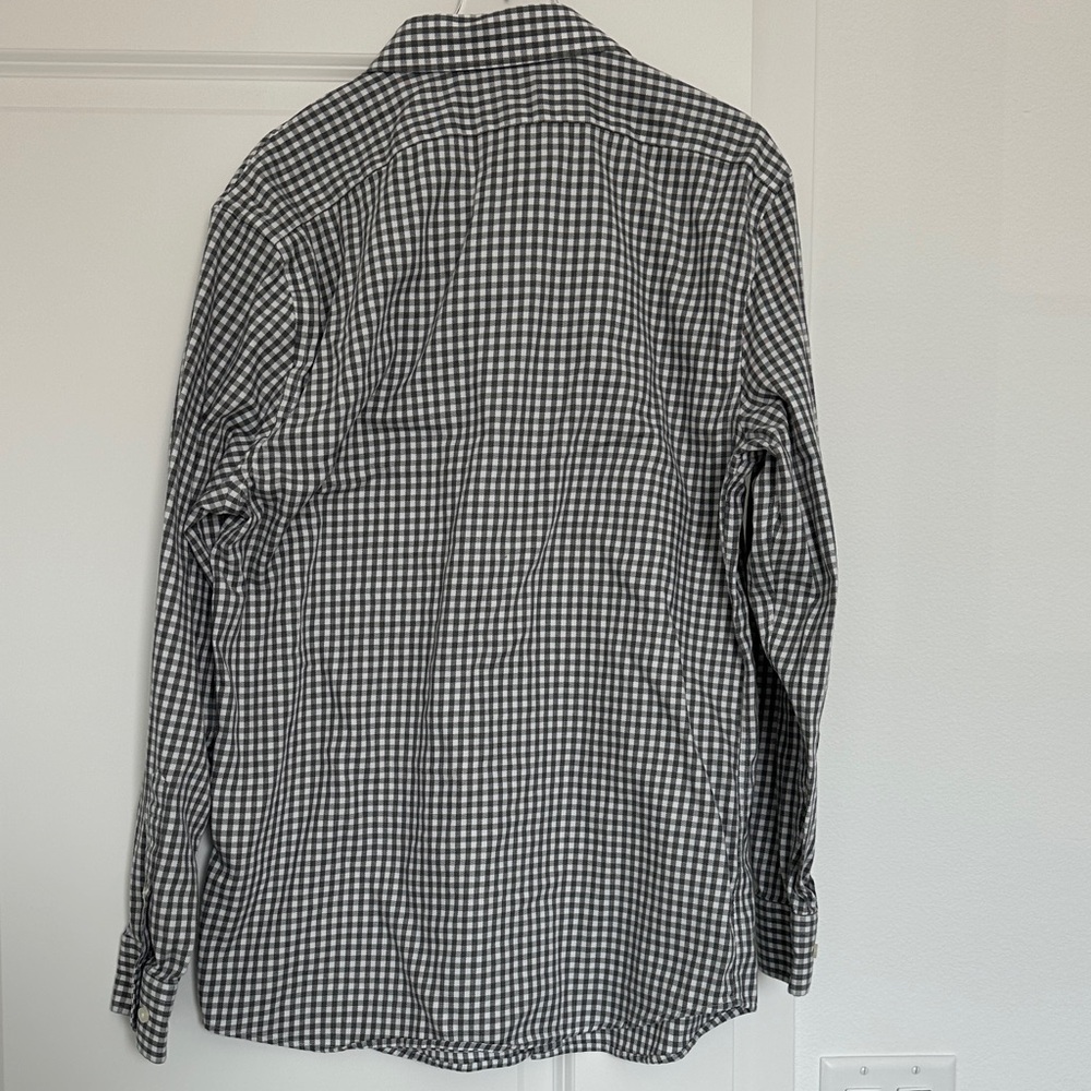 Banana Republic Black and White Gingham Shirt - Picture 3 of 5